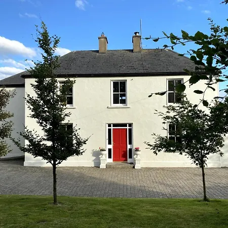 In Nyaraló Waterford